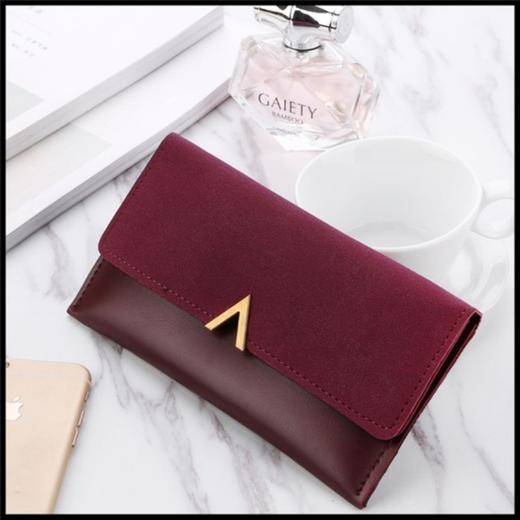 Handbags - NEW V-Day Long Wallet (Burgundy)
